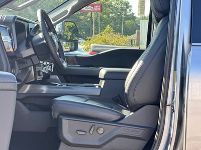 2027 Ford F-350SD Lariat DRW