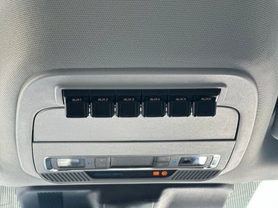 2027 Ford F-350SD Lariat DRW