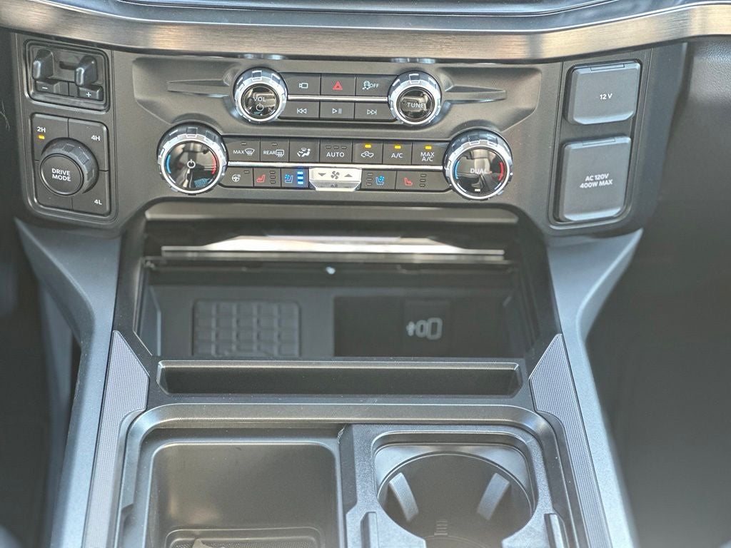 2027 Ford F-350SD Lariat DRW