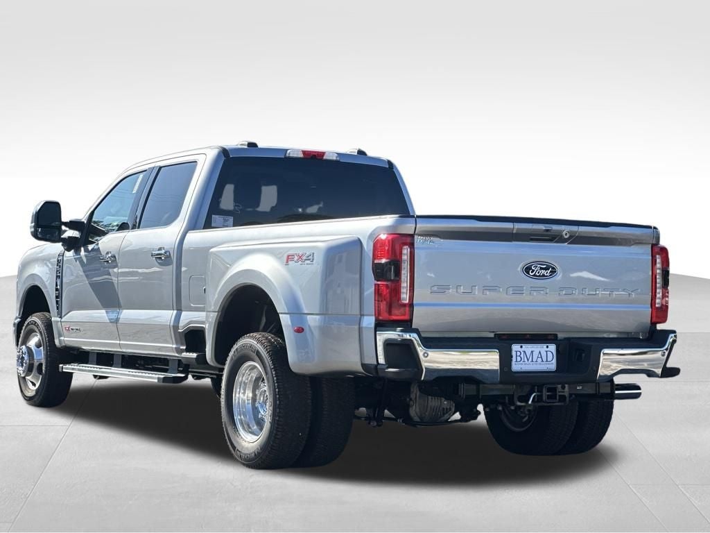 2027 Ford F-350SD Lariat DRW