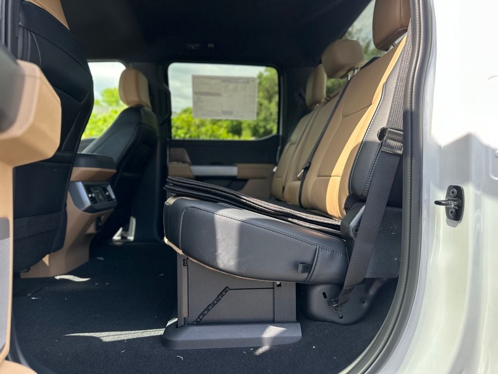 2026 Ford F-350SD Lariat DRW