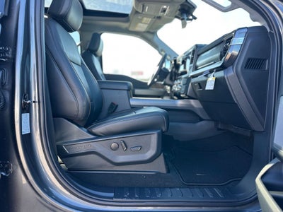 2026 Ford F-350SD Lariat DRW