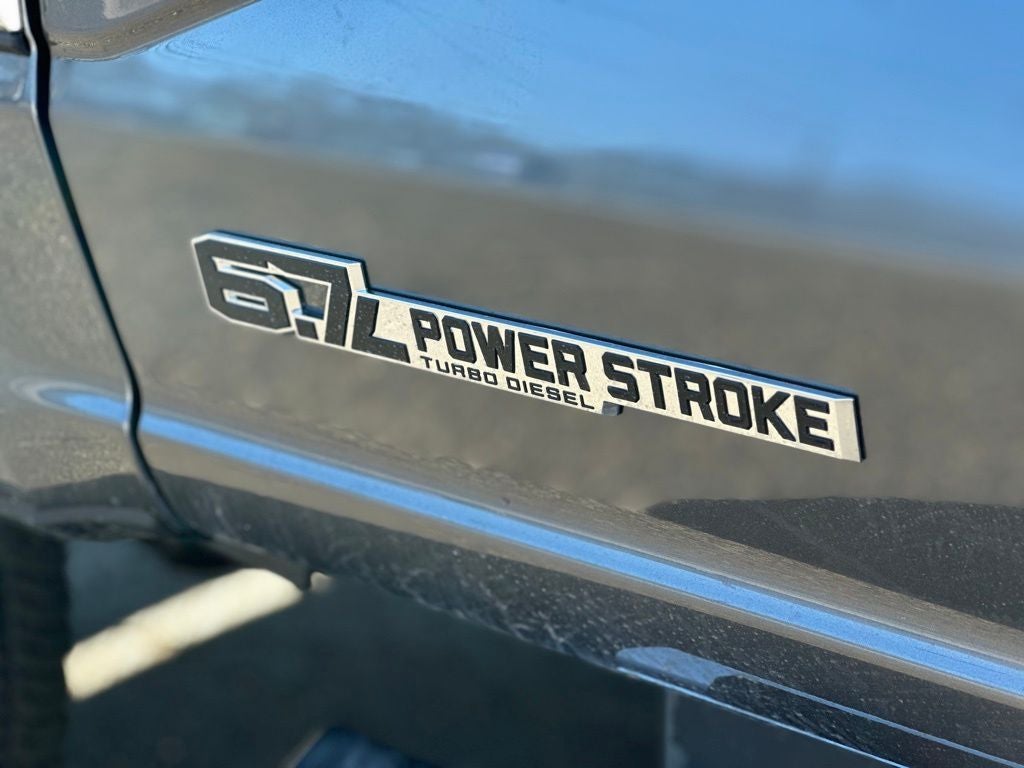 2026 Ford F-350SD Lariat DRW