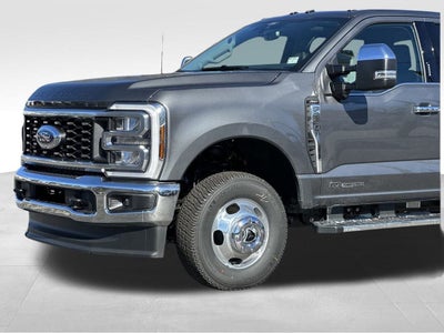 2026 Ford F-350SD Lariat DRW