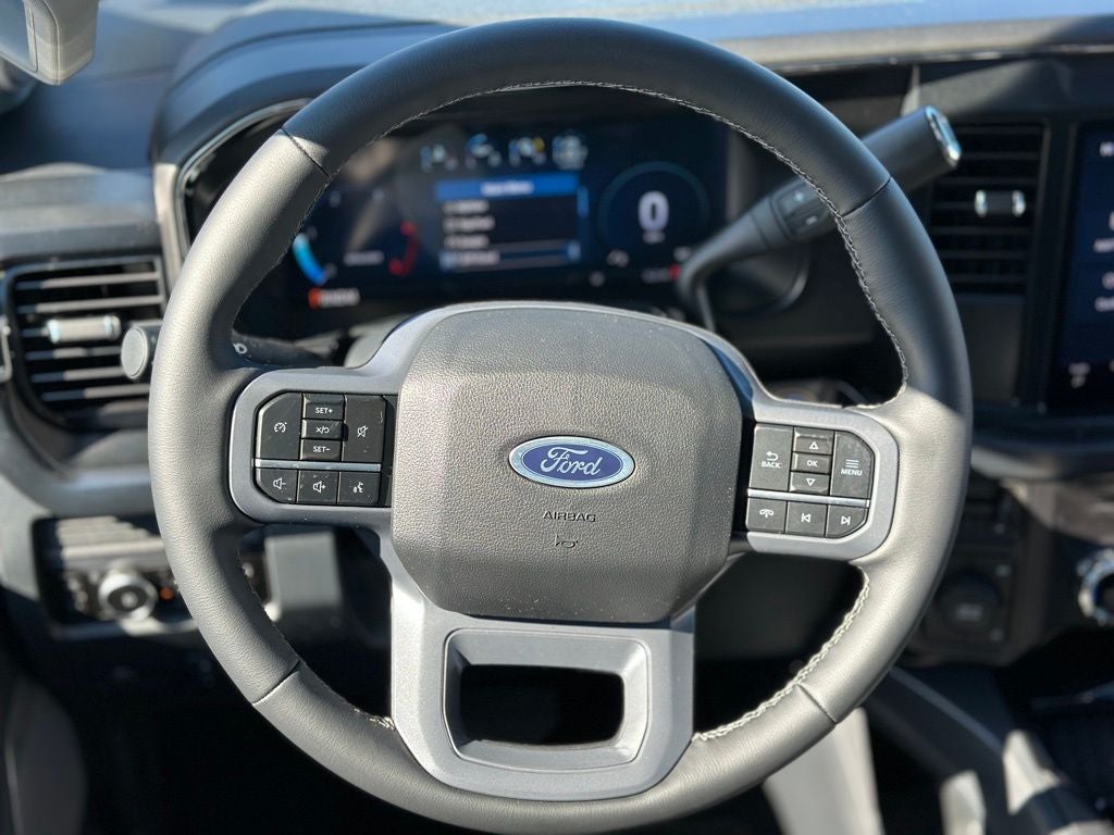 2026 Ford F-350SD Lariat DRW