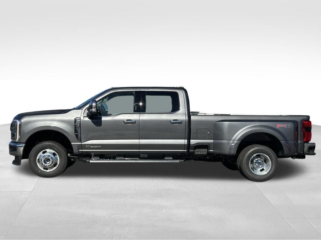 2026 Ford F-350SD Lariat DRW