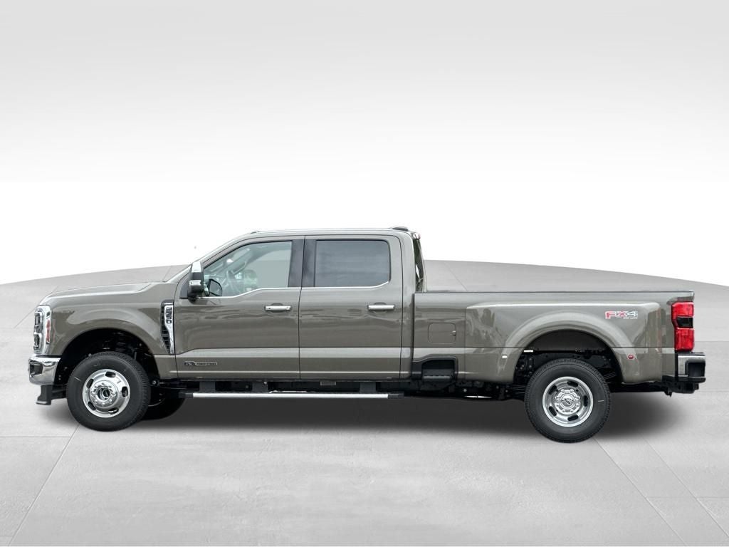 2026 Ford F-350SD Lariat DRW