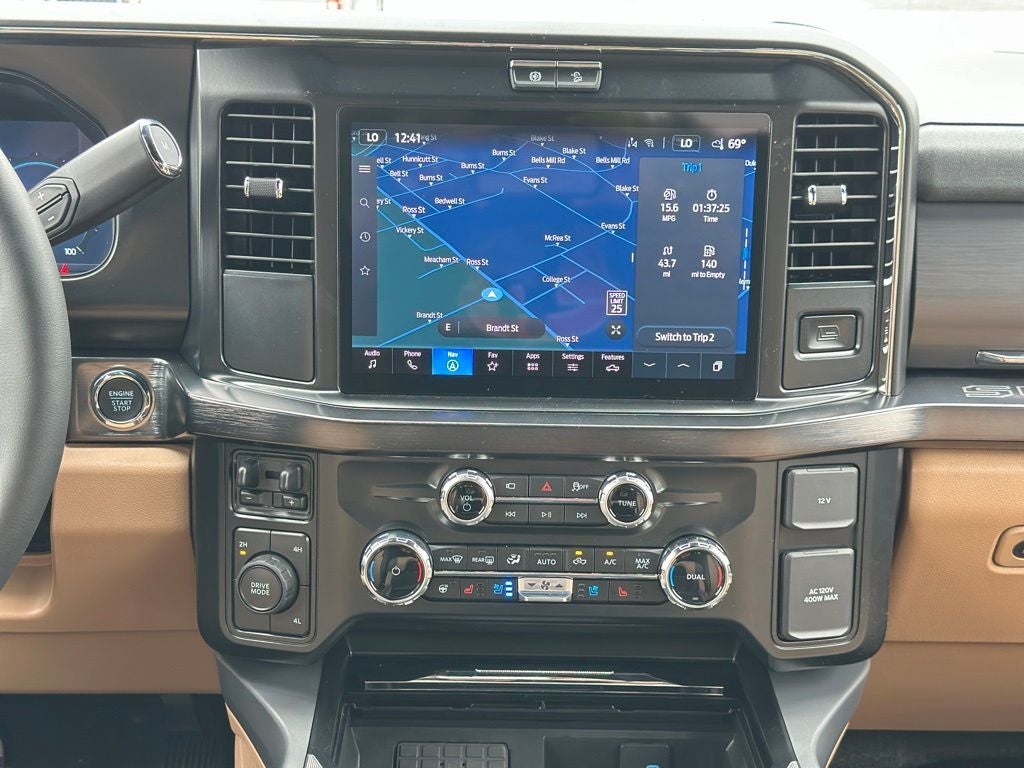 2026 Ford F-350SD Lariat DRW