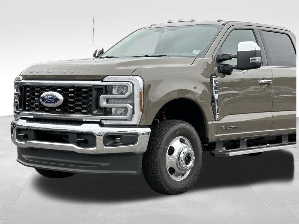 2026 Ford F-350SD Lariat DRW