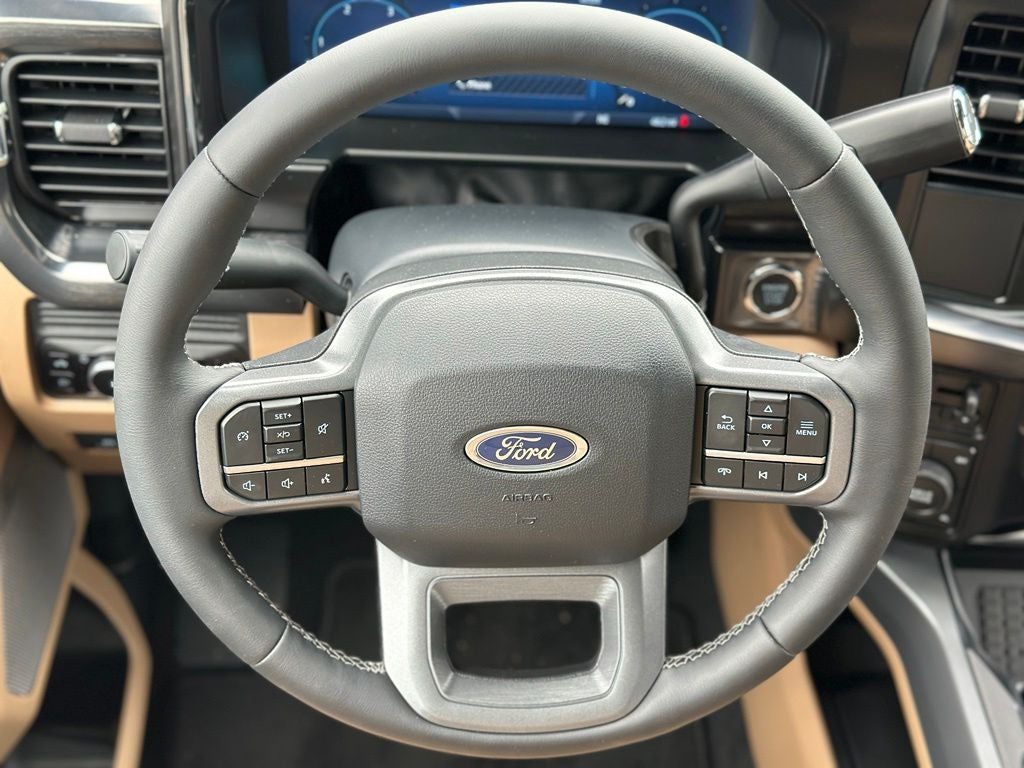 2026 Ford F-350SD Lariat DRW