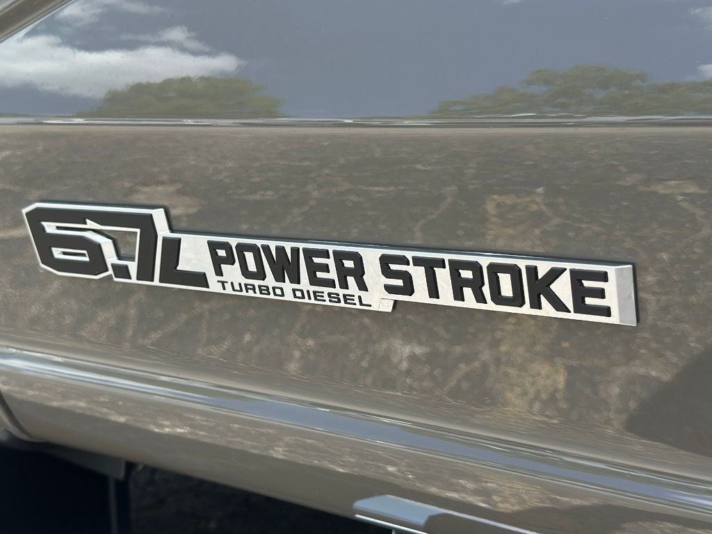 2026 Ford F-350SD Lariat DRW