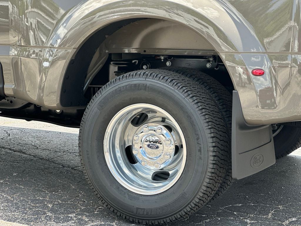 2026 Ford F-350SD Lariat DRW