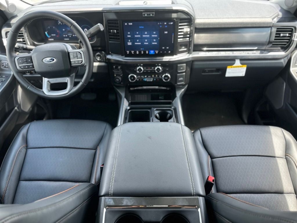 2026 Ford F-350SD Lariat DRW