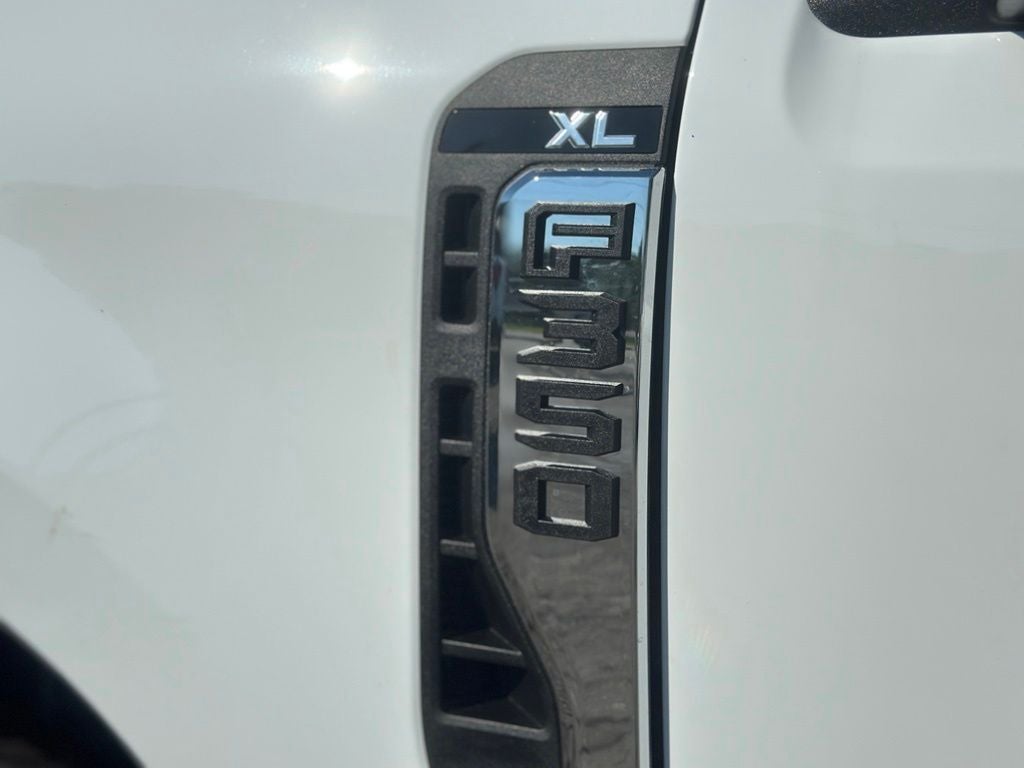 2026 Ford F-350SD XL DRW