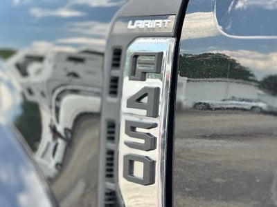 2026 Ford F-450SD Lariat DRW