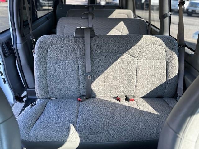 2024 Chevrolet Express 3500 LT 15 Passenger