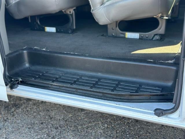 2024 Chevrolet Express 3500 LT 15 Passenger
