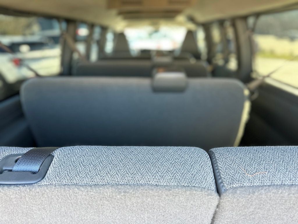 2024 Chevrolet Express 3500 LT Passenger