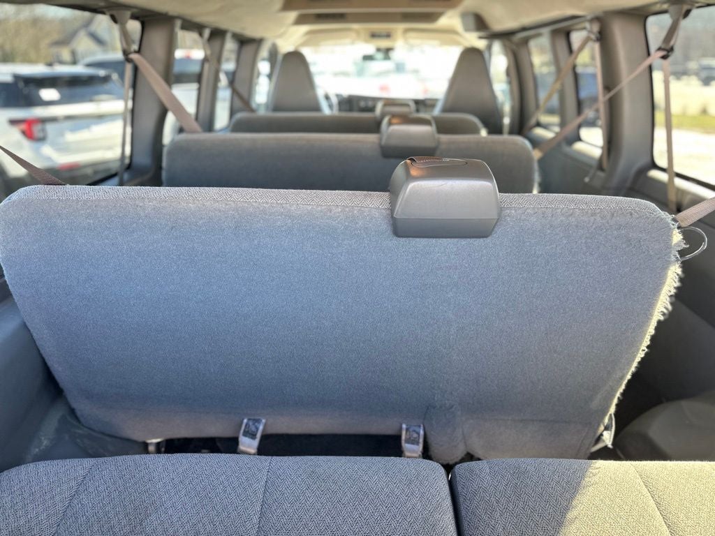 2024 Chevrolet Express 3500 LT Passenger