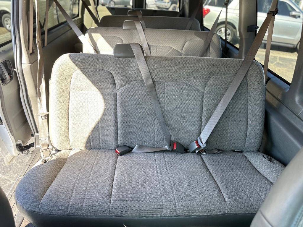 2024 Chevrolet Express 3500 LT Passenger