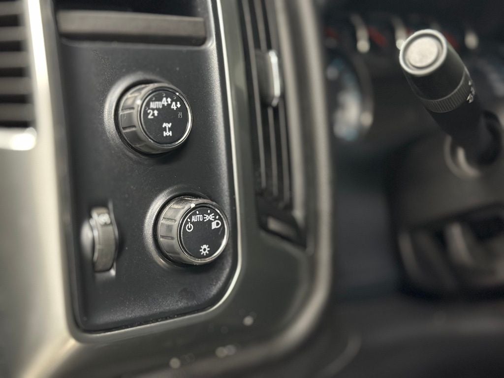 2018 Chevrolet Silverado 1500 LT LT1