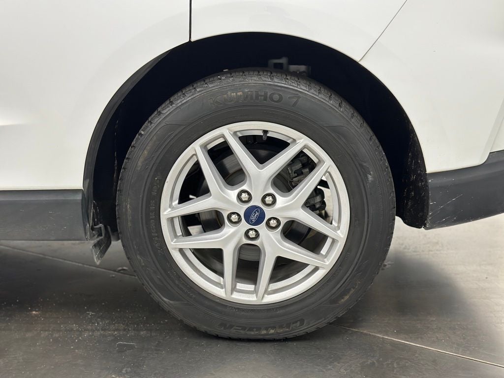2021 Ford Edge SE