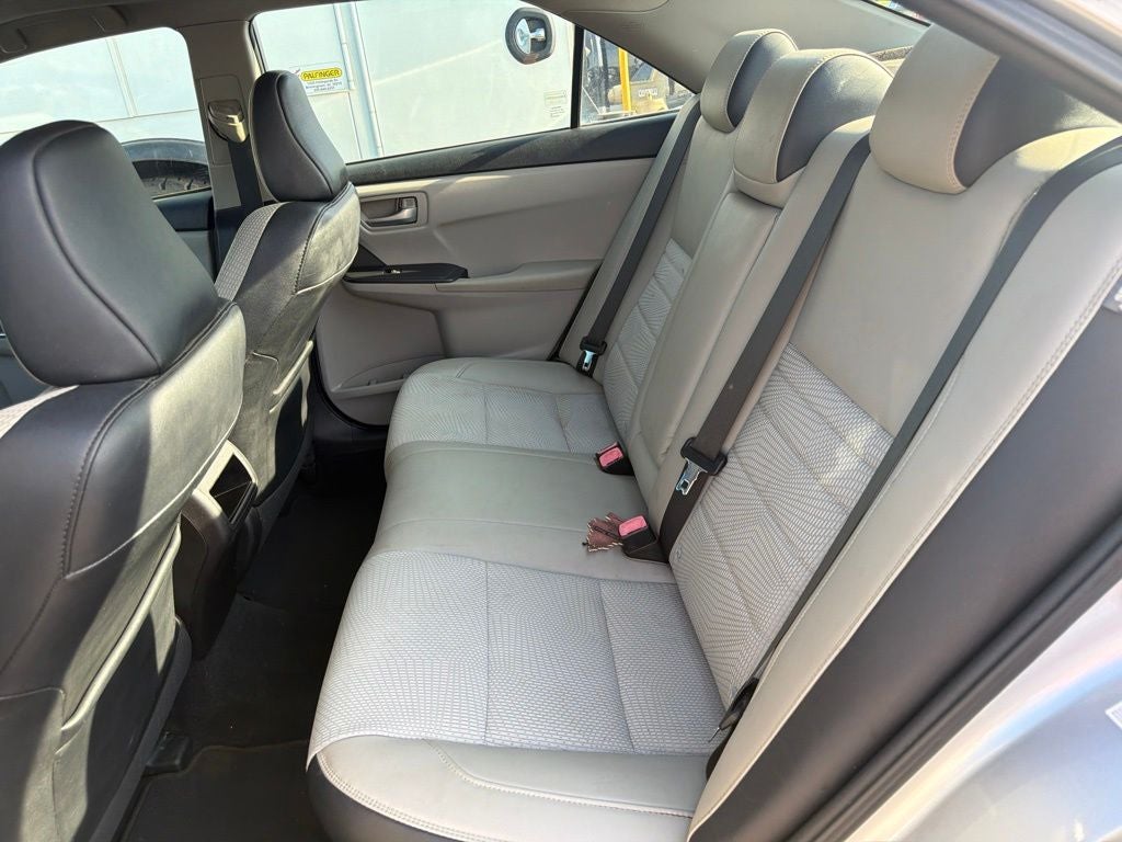 2016 Toyota Camry SE