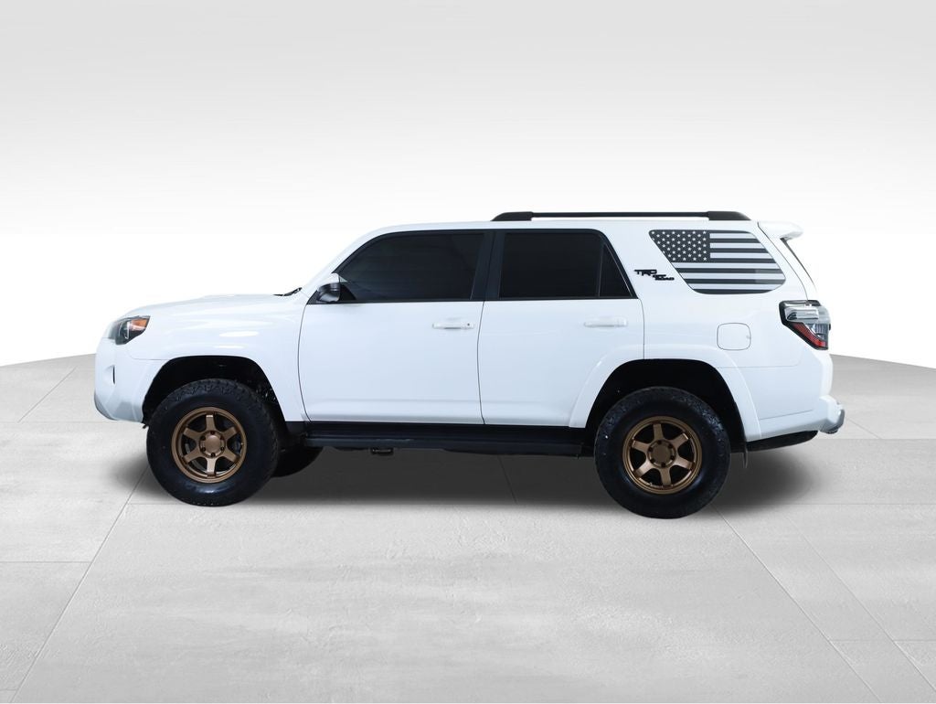 2022 Toyota 4Runner TRD Off-Road