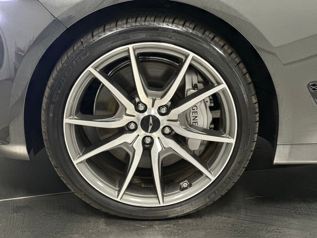 2025 Genesis G70 2.5T