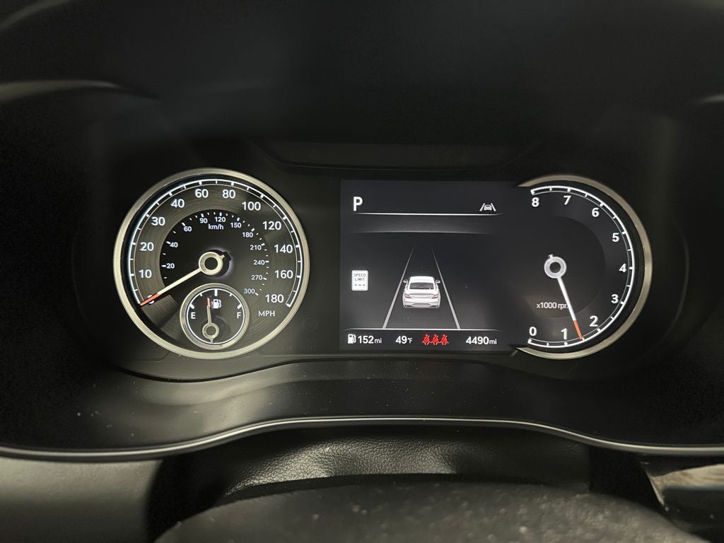 2025 Genesis G70 2.5T