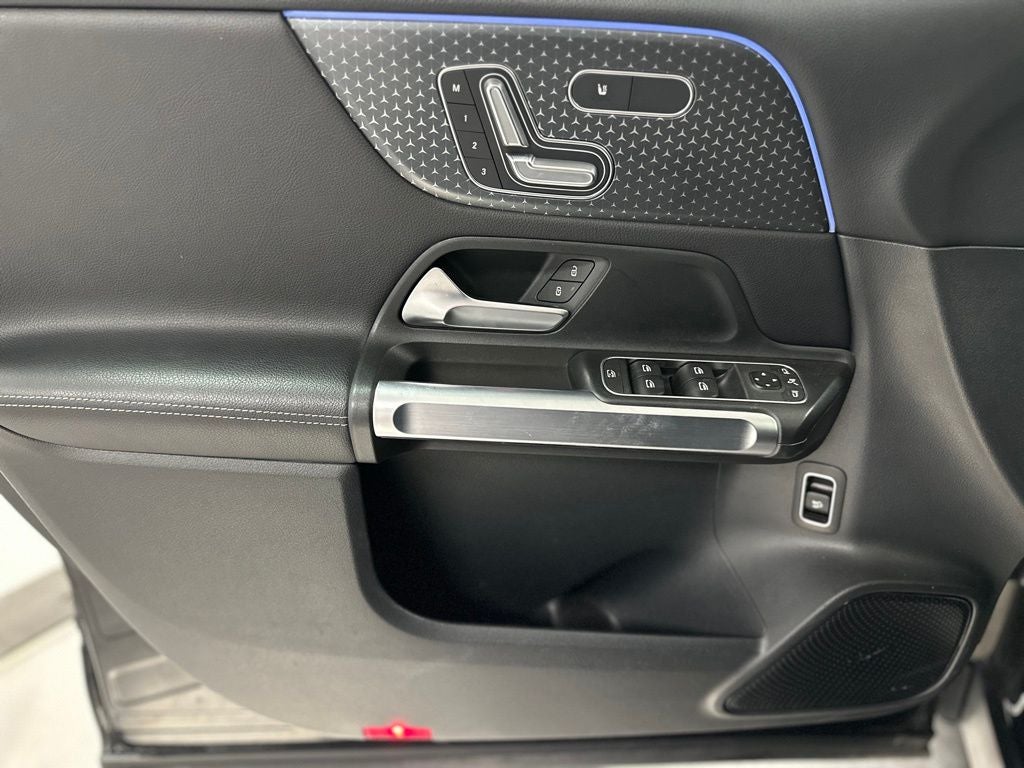 2025 Mercedes-Benz GLB GLB 250