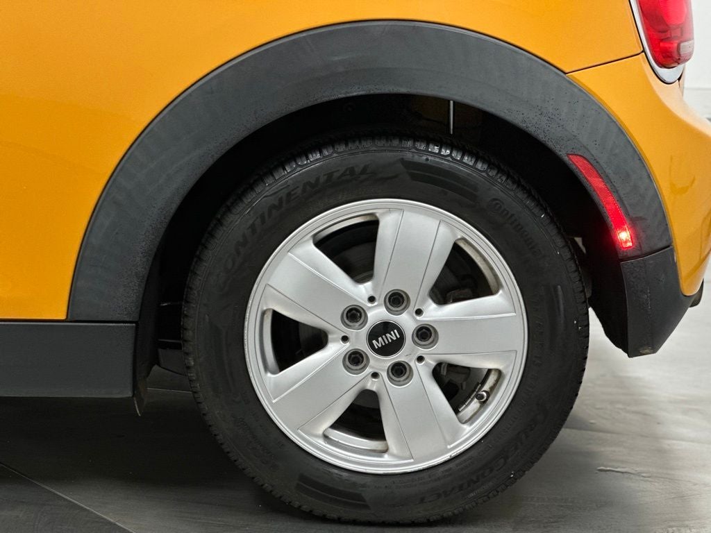 2015 MINI Cooper Base