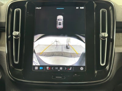 2024 Volvo XC40 B5 Core